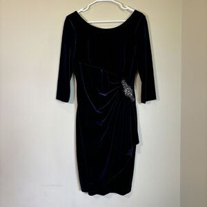 Alex Evenings Women's Side-Ruched Velvet Jewel Dress size 8 mother‎ of the bride